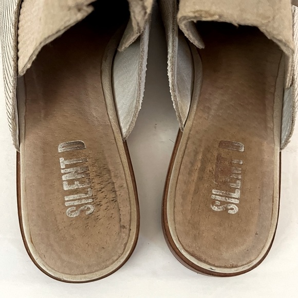 Silent D Light Tan Cream Colored Leather “Feathery” Mules Size 38/7 - Picture 7 of 10